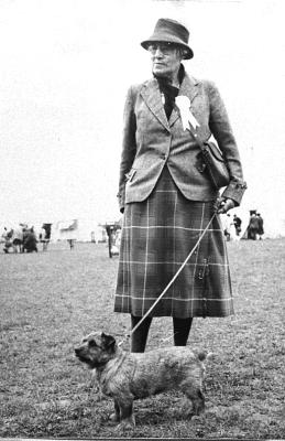 Norfolk Terrier History - Miss Macfie with her record breaking Bitch C.C. winner Ch Banston Belinda. This record lasted until 1996.